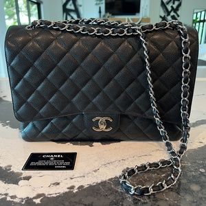 Chanel Caviar Quilted Double Flap Jumbo Bag Black